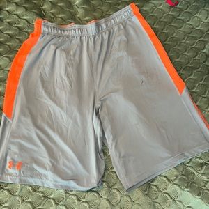 Large Under Armour Heat Gear Shorts